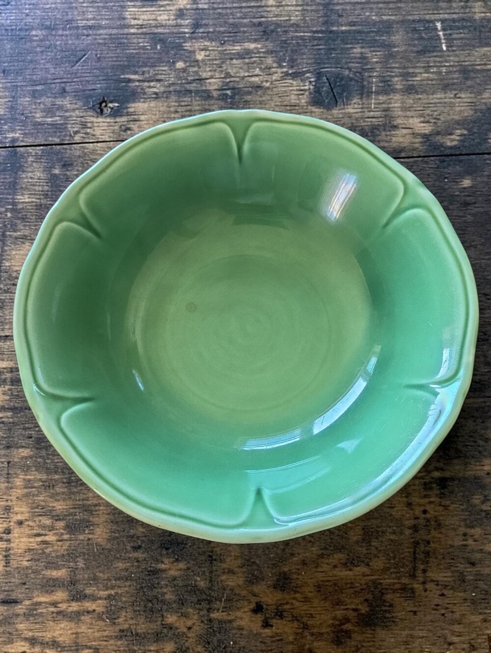 Vintage Mount Clemens Pottery MCP Green Art Pottery Bowl 433C USA Petal Rim Mid